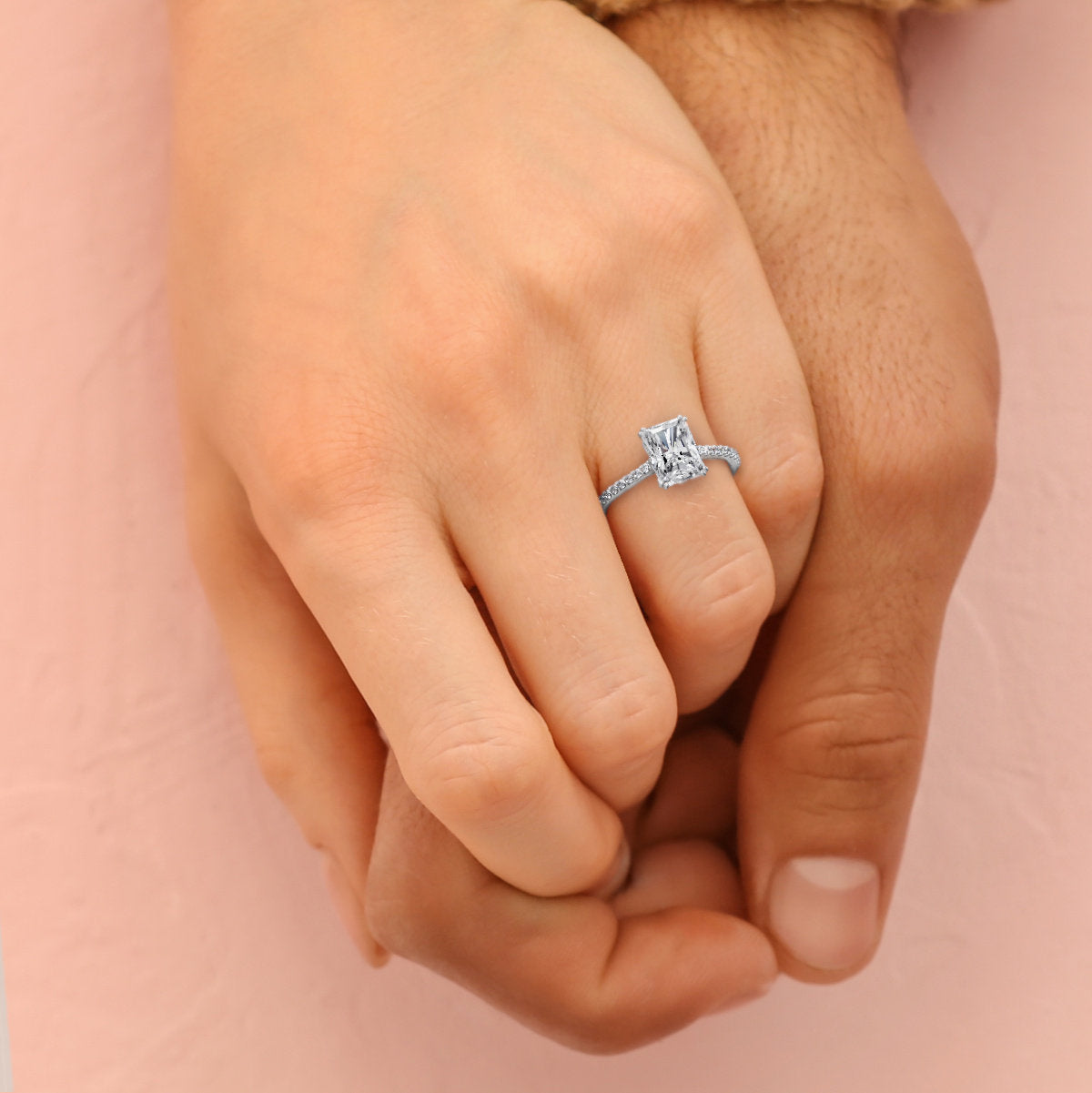 Idra engagement ring in white gold